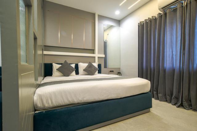 Hotel Miracle 2Km From Mahakal Temple Ujjain Εξωτερικό φωτογραφία