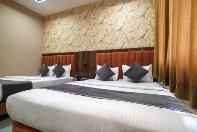 Hotel Miracle 2Km From Mahakal Temple Ujjain Εξωτερικό φωτογραφία